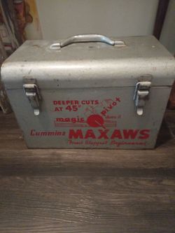 ANTIQUE CUMMINS MAXAWS