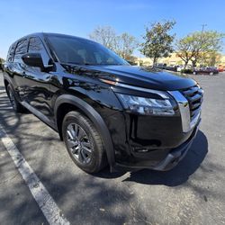 2025 Nissan Pathfinder