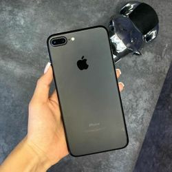 iPhone 7 Plus 32GB Unlocked 