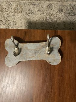 Bone shaped leash hanger/coat hanger