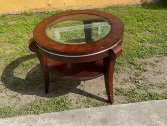 Round Coffee Table 