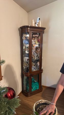 Corner Curio cabinet