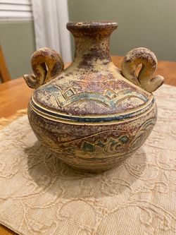 Rustic southwest ceramic pottery vase with curved handles. Heavy. 6x6 inch. Cottage/ vintage.