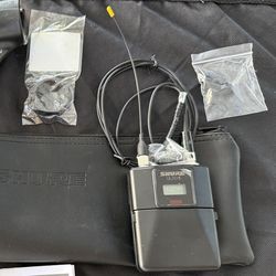 Pre owned Shure QLXD1 Wireless Bodypack Transmitter - V50