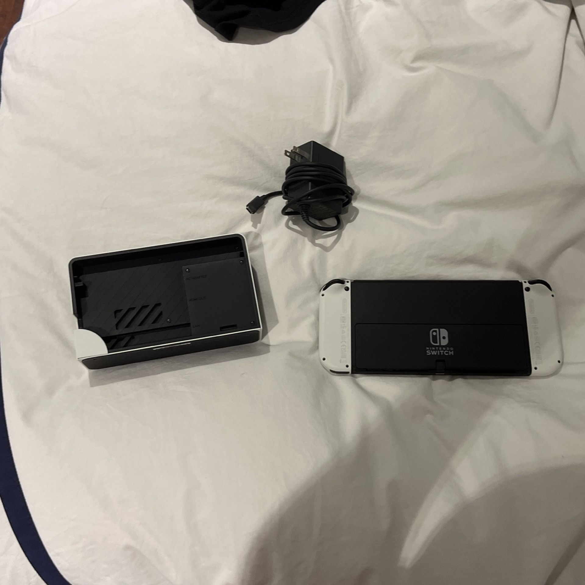 Nintendo Switch OLED (No Trade)