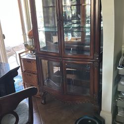 Cario Cabinet