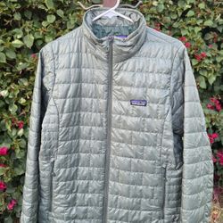 Patagonia Womens Large Packable Nano Puffer 