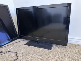 35 in Flat Screen TV