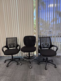 Office Chairs – Various Styles – $25 Each – Lots Available