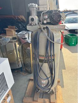 Ingersoll Rand 60 gallon 5hp Air Compressor