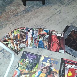 DC Comic Books/Star Wars memorabilia 