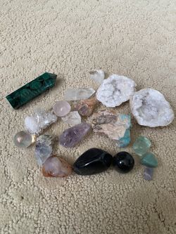 Box Of Assorted Mini Crystals