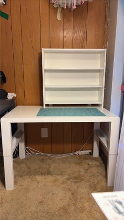 Kid's Desk
