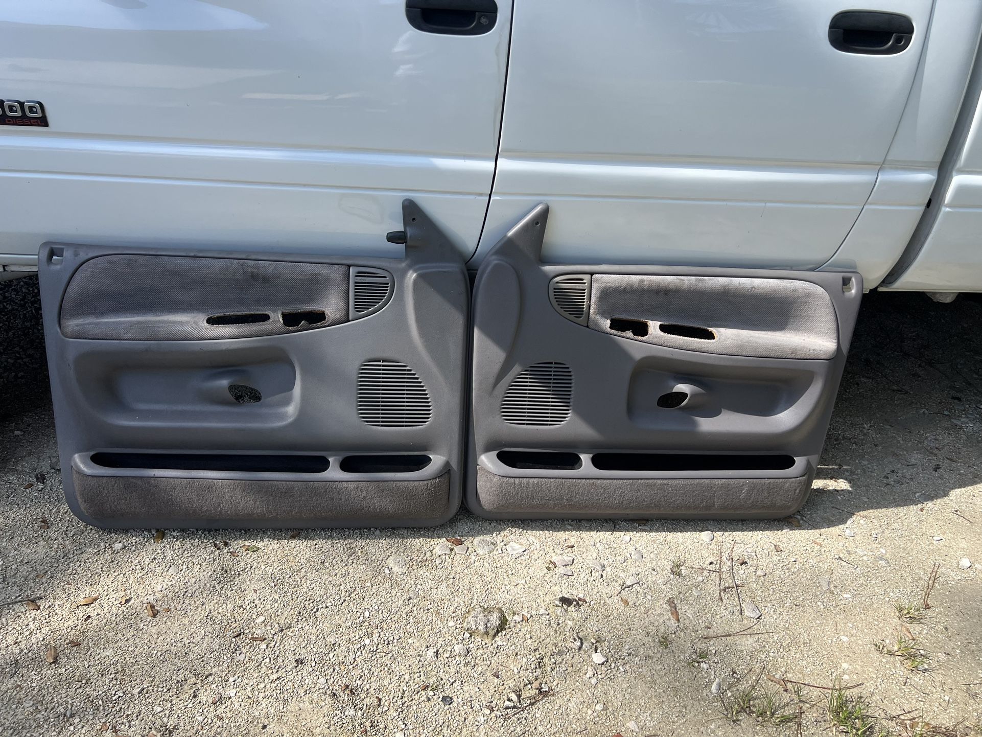 94-97 Dodge Ram 2nd gen Door panels Mist Grey Fit any 1(contact info removed) Dodge ram 1500 / 2500 / 3500