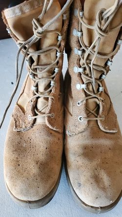 Used militar boots
