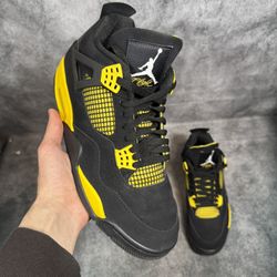 Jordan 4 Thunder Size 11