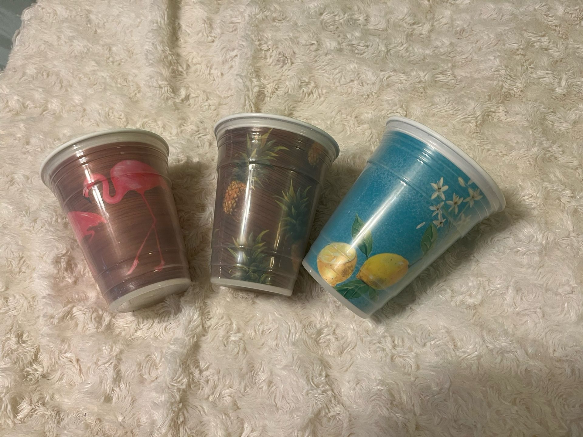 Lot Of Bed Bath And Beyond 26oz Tropical Tumblers