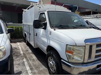 2011 ford e-350 utility van loaded