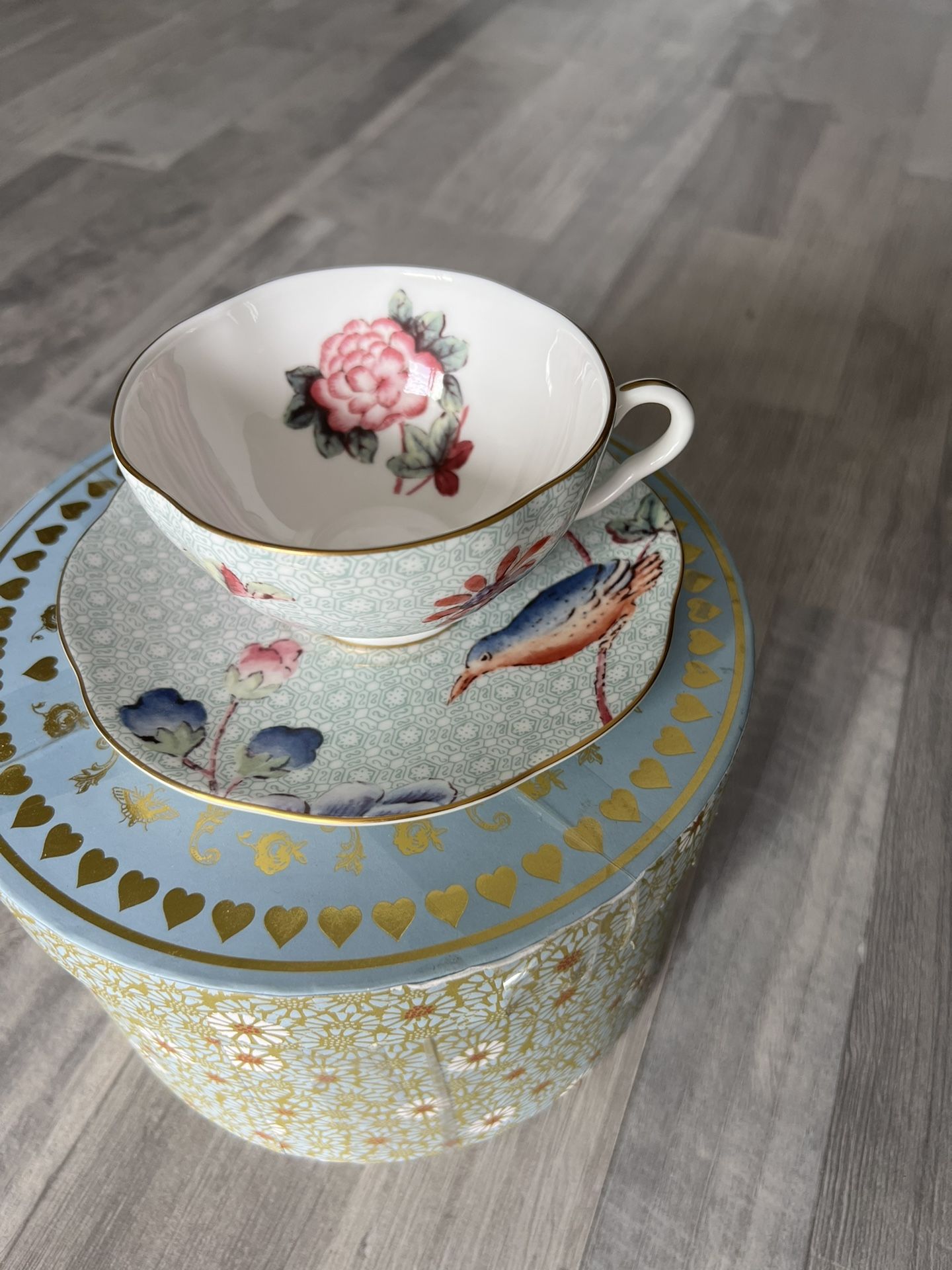 wedgwood cuckoo teacup with saucer