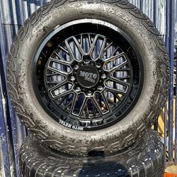 SET OF FOUR 20” CHEVY GMC 2500 WHEELS AND TIRES