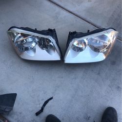 Dodge Magnum Headlights 