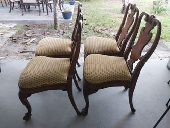 Wood Dinning Room Table