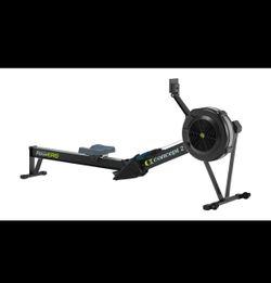 Like new: Concept2 RowErg plus accessories barely used, too big for space