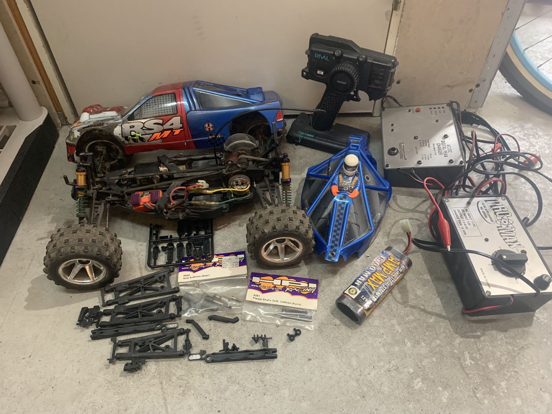 RC HPI RS4 MT Monster Truck 4x4 (Ready To Run) With Extra Parts