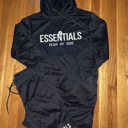Black And White Essential Set 