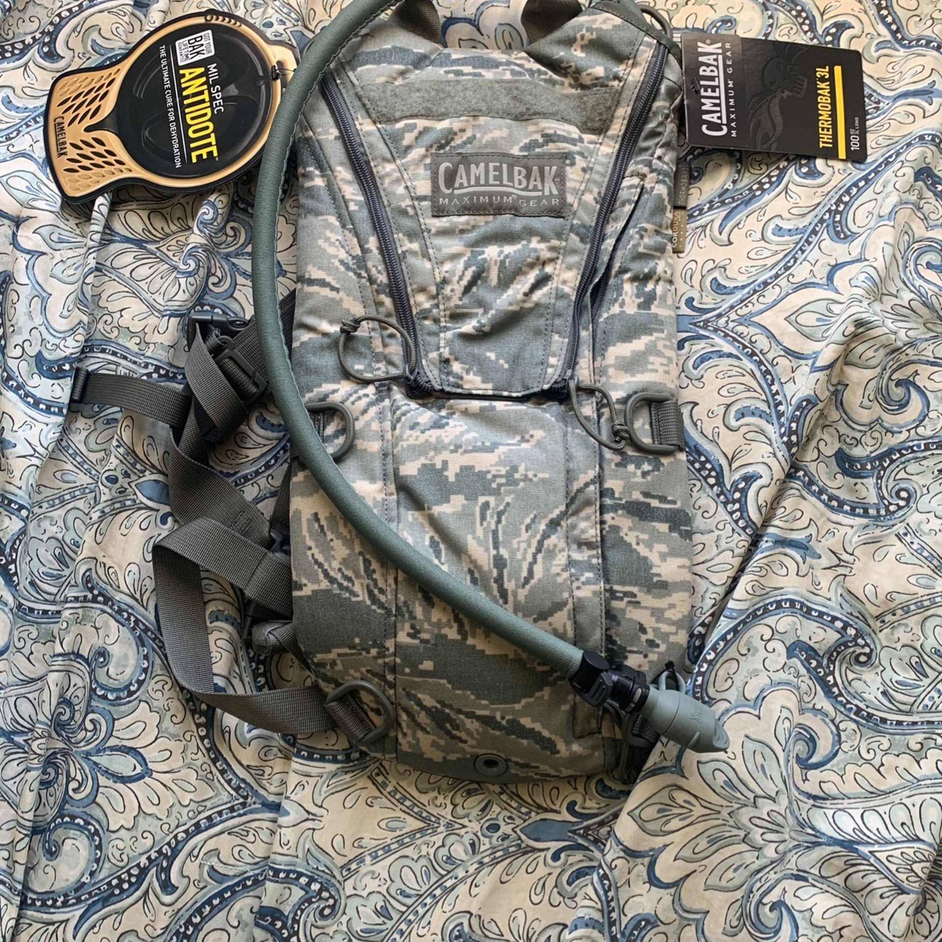 NEW Camelbak Thermobak 3L 100 Oz Hydration Pack Camo