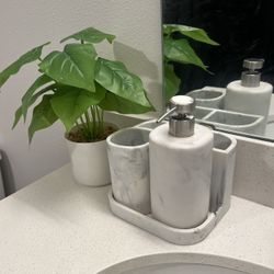 Bathroom Decorations Set