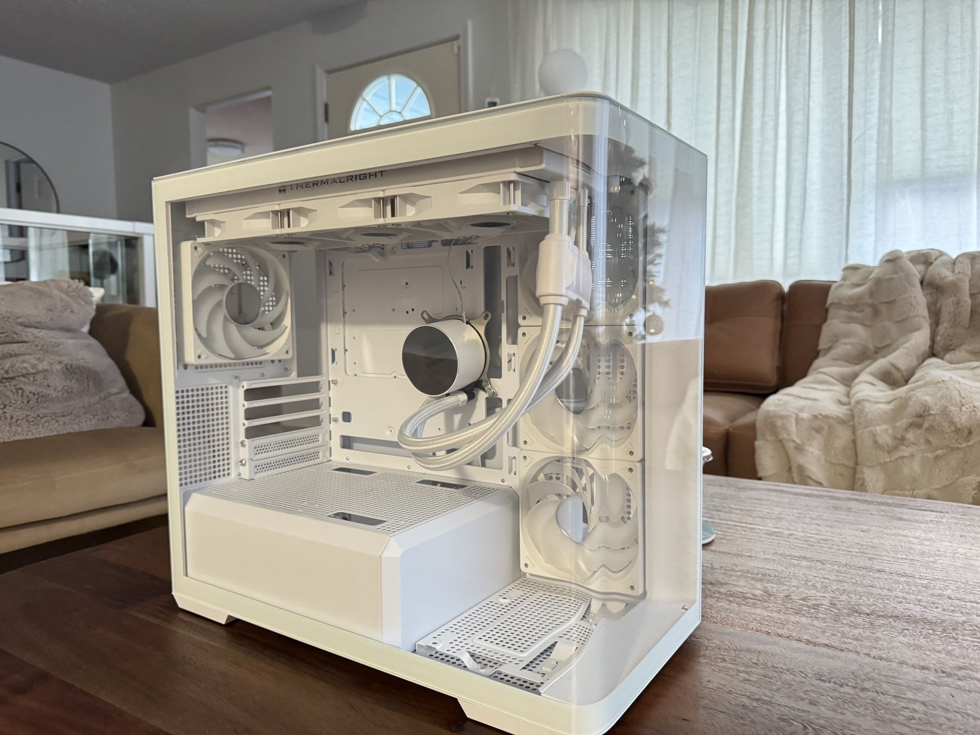 Jonsbo Curved Glass Case + Thermaltake Cooler- $160
