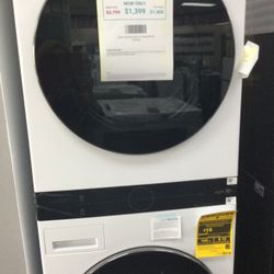 LG WashTower Stacked 4.5 Cu. Ft. Washer & 7.4 Cu.ft. Electric Dryer W/steam Model#WKEX200HWA