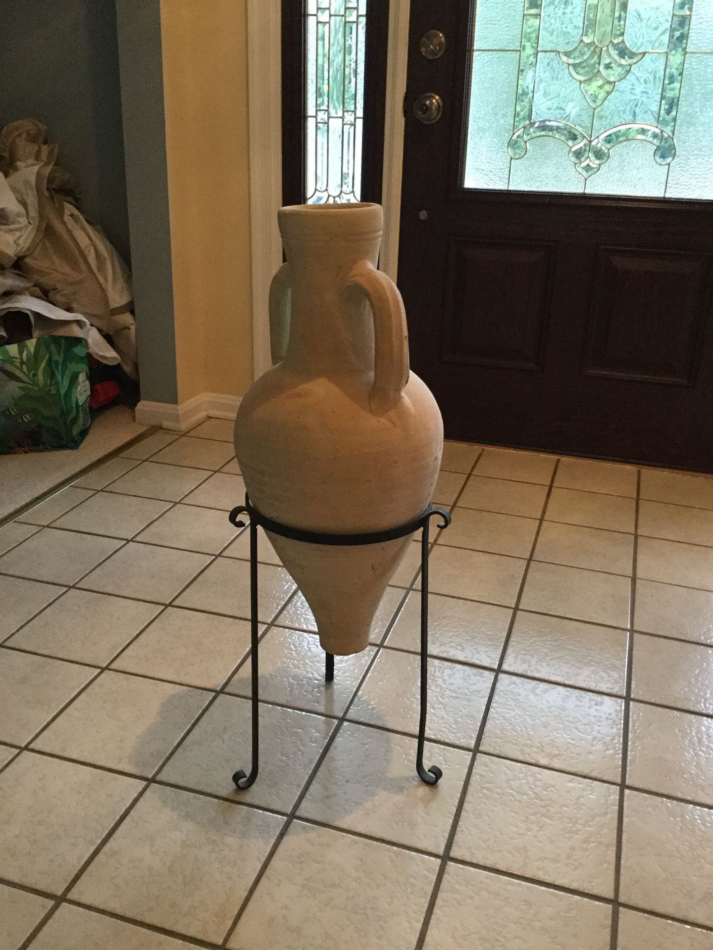 Vase with floor stand