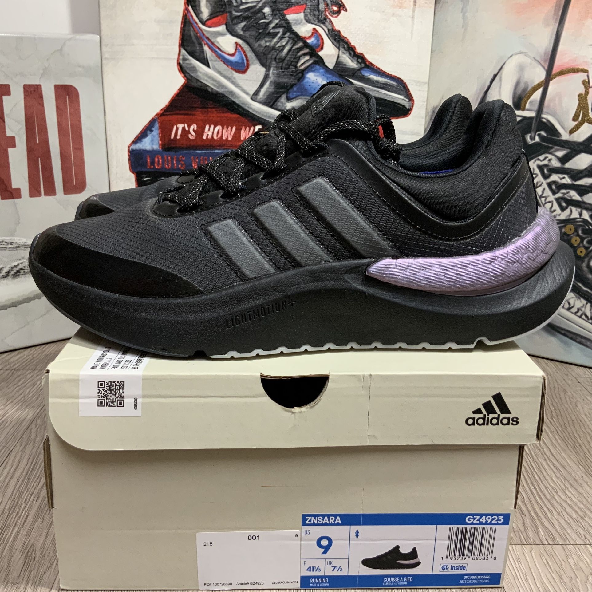 New ADIDAS Znsara Boost Athletic Sneaker Women's Size US 7.5, 9 GZ4923