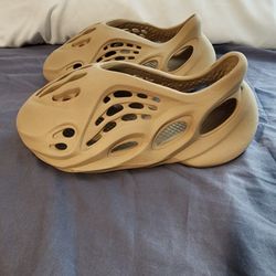 Adidas Yeezy Foam Runners