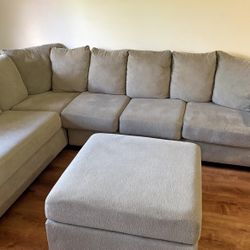 Sectional Couch Very Clean