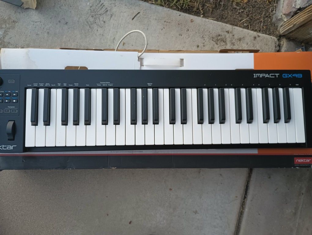 Nektar Impact GX49 MIDI Keyboard