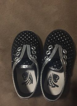 Children's place tennis clearance shoes