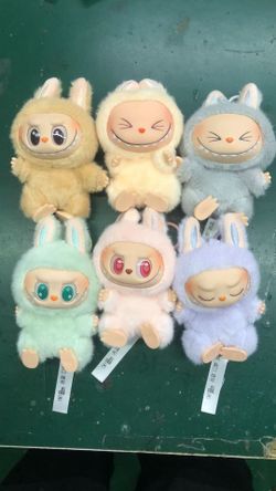 Clearance wholesale price LABUBU Have a Seat