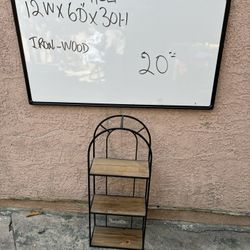 Small Shelf Estante Pequeño 