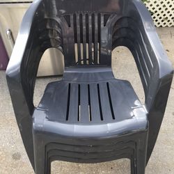 4 Gray Plastic ArmChairs