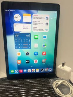 Apple iPad 9th Gen 64GB WiFi+Cellular UNLOCKED 10.2” iPad—Space Gray iOS 26 complete