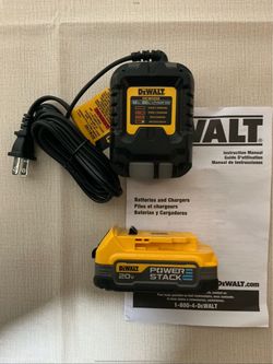 DEWALT. 20V MAX Lithium Ion 1.7Ah PowerStack  Starter  Kit.