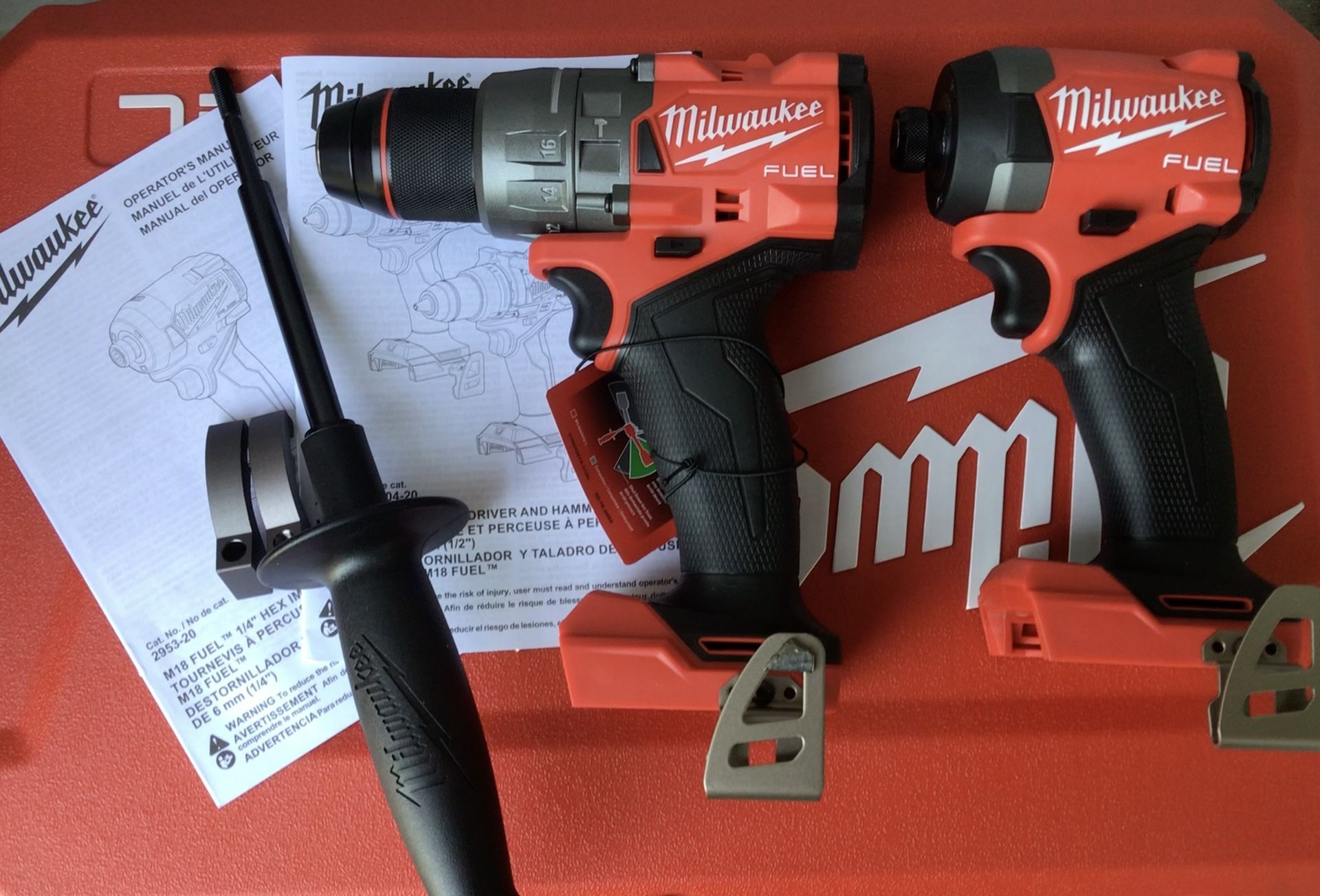Milwaukee M18 FUEL Hammer Drill And M18 FUEL Impact Driver.  Brand NEW.  Tools Only.   NUEVO.