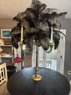  Gorgeous! Brand new, Hollywood Regency style, Candelabra Feather Arrangement!!