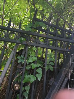 Thick material metal fence / gate