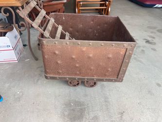 Model railroad cart and track