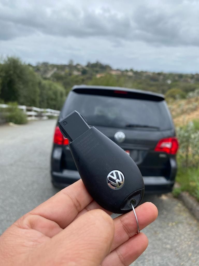 2012 Volkswagen Routan