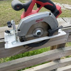 6 1/2 Milwaukee Circular Saw 